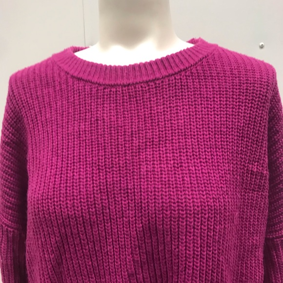 Melloday Crew Neck Two Pocket Sweater - Picture 2 of 7